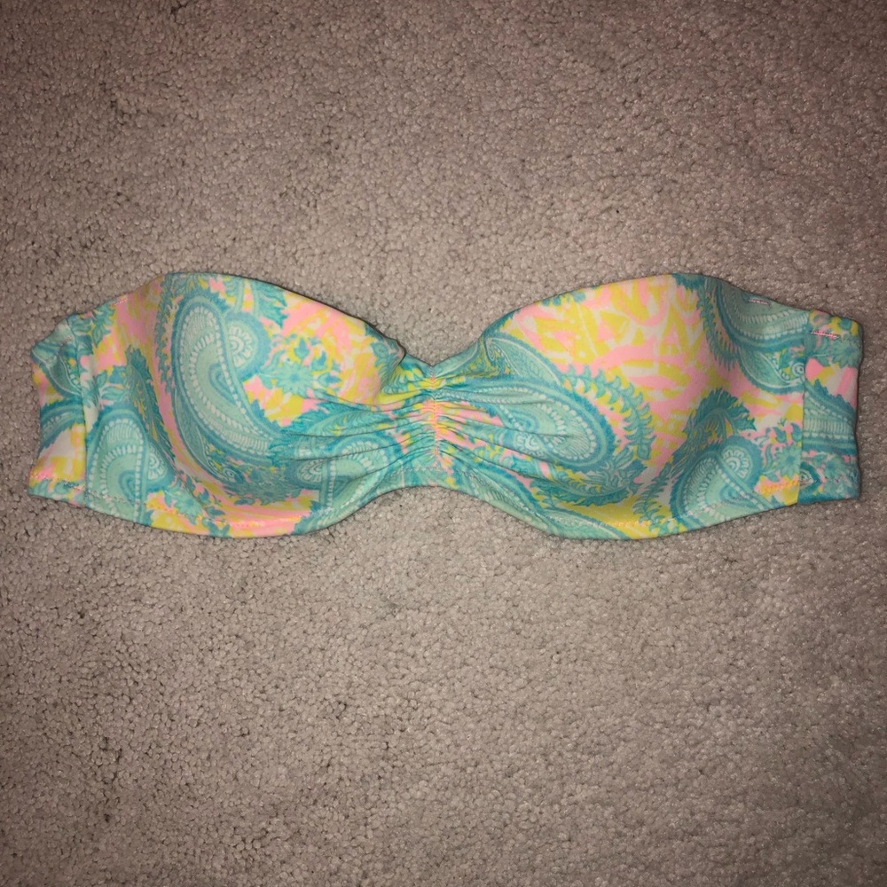 Victoria’s Secret bikini top